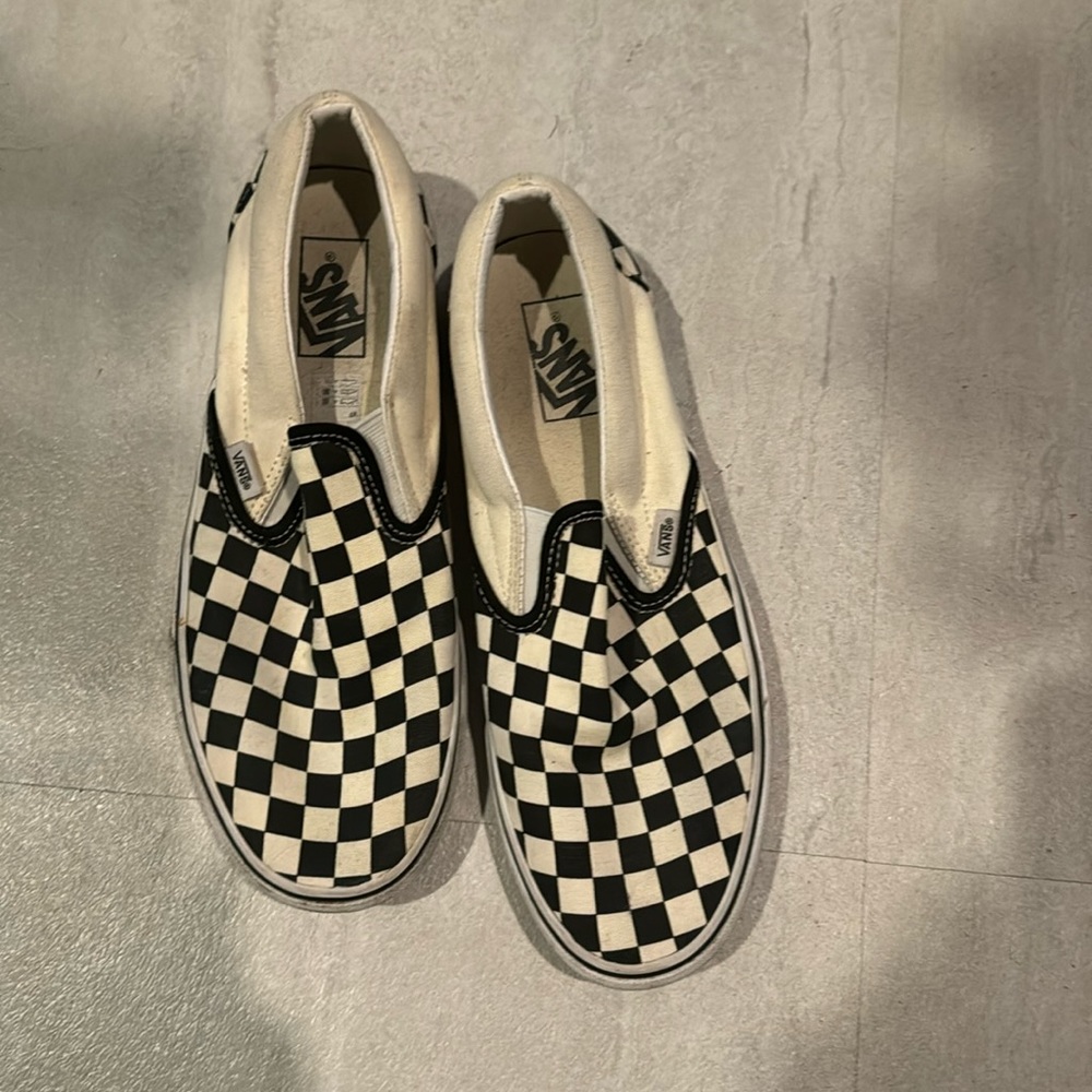 checkered vans size 9.5